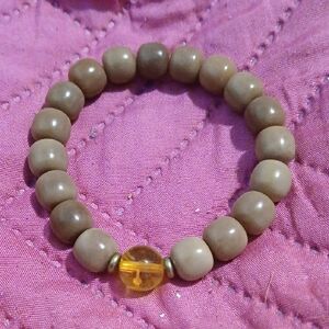 Elegant Brown and Gold Beaded Bracelet